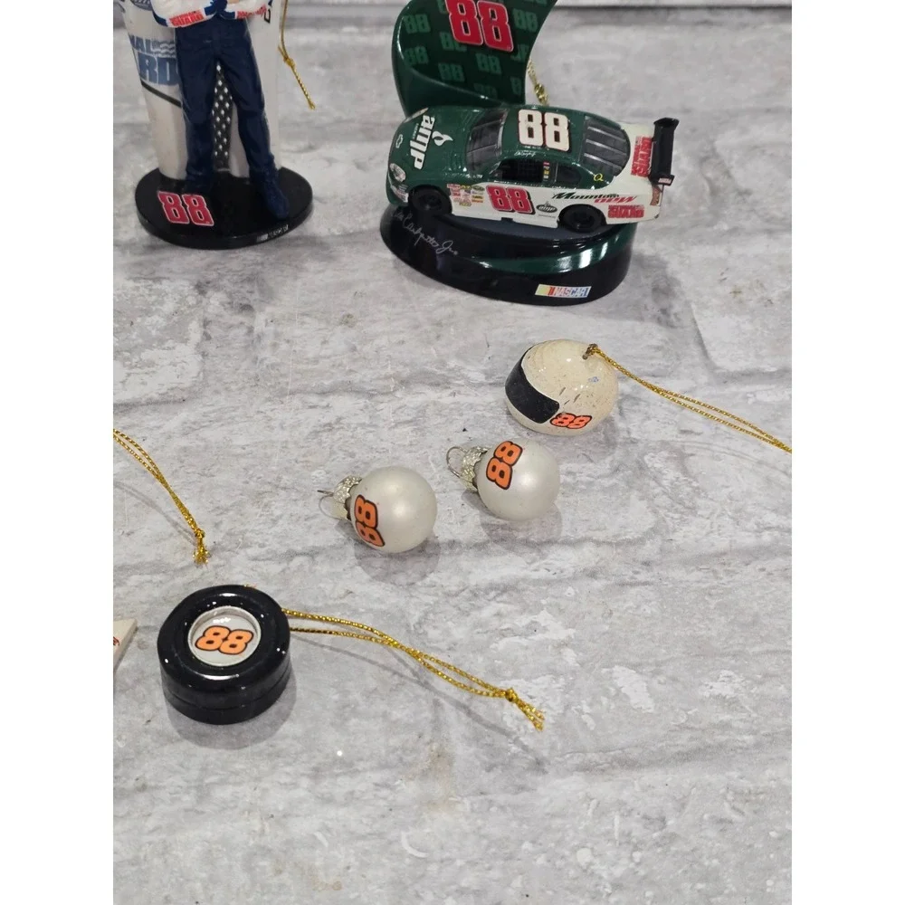 2008 Dale Earnhardt Jr. NASCAR #88 AMP National Guard UPS Collectible‎ Ornaments